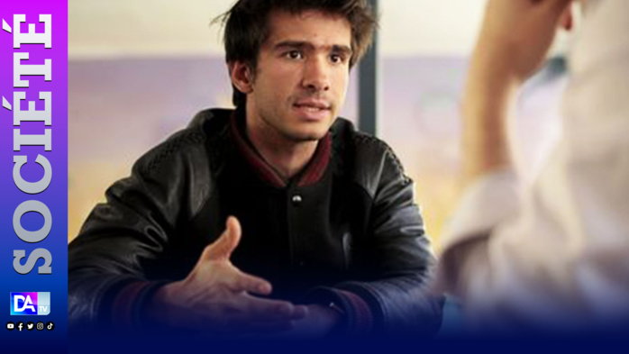 Sûreté urbaine (Su): Le consul d’Espagne est passé voir Juan Branco Sûreté urbaine (Su): Le consul d’Espagne est passé voir Juan Branco