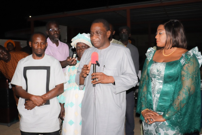 Podor: Le maire Racine Sy, sur fonds propre, renforce le centre de Santé Amadou Malick Gaye en équipements et rassure les populations Podor: Le maire Racine Sy, sur fonds propre, renforce le centre de Santé Amadou Malick Gaye en équipements et rassure les populations