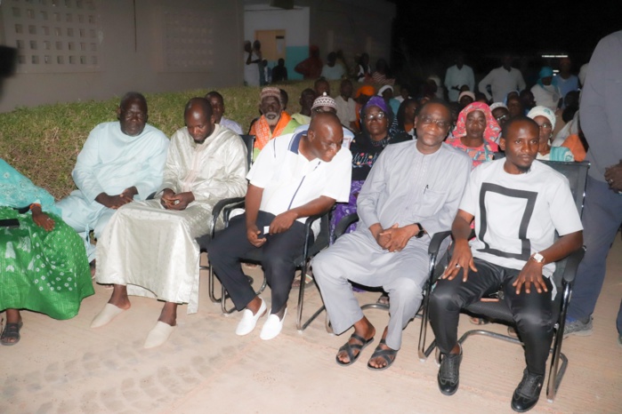 Podor: Le maire Racine Sy, sur fonds propre, renforce le centre de Santé Amadou Malick Gaye en équipements et rassure les populations Podor: Le maire Racine Sy, sur fonds propre, renforce le centre de Santé Amadou Malick Gaye en équipements et rassure les populations