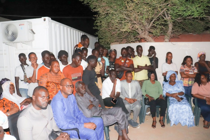 Podor: Le maire Racine Sy, sur fonds propre, renforce le centre de Santé Amadou Malick Gaye en équipements et rassure les populations Podor: Le maire Racine Sy, sur fonds propre, renforce le centre de Santé Amadou Malick Gaye en équipements et rassure les populations