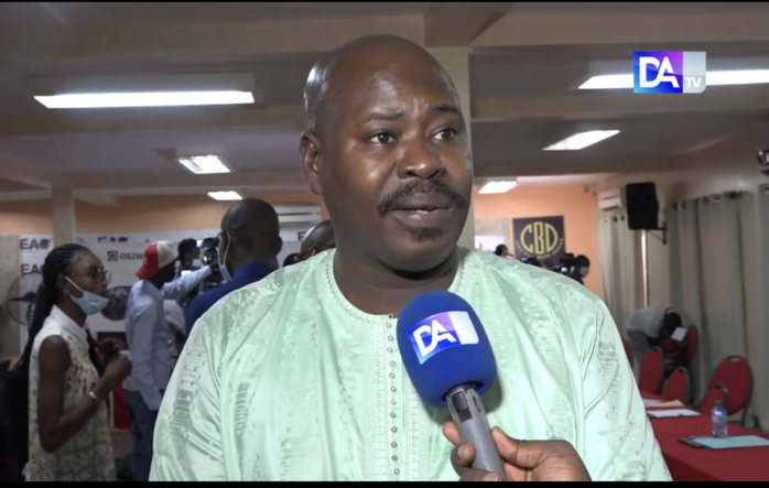 Rués des élèves à la plage : Cheikh Mbow (Cosydep) propose des vacances studieuses autour des plages Rués des élèves à la plage : Cheikh Mbow (Cosydep) propose des vacances studieuses autour des plages