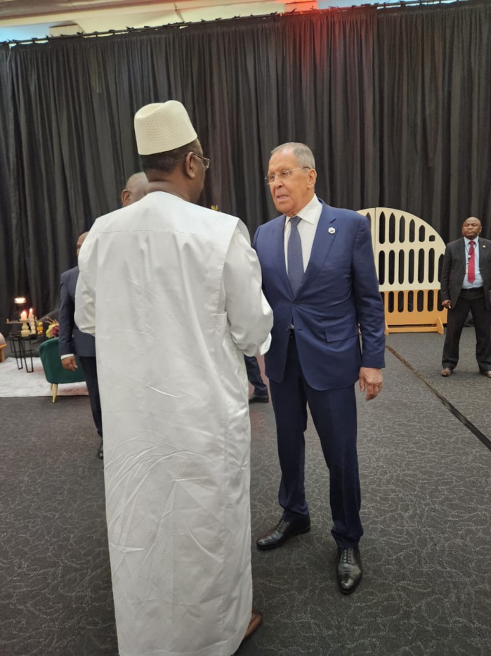 Rencontre entre Le Président Macky Sall et le Président XI Jinping au sommet des BRICS : « Le Sénégal est la perle de l’Afrique de l’Ouest » Rencontre entre Le Président Macky Sall et le Président XI Jinping au sommet des BRICS : « Le Sénégal est la perle de l’Afrique de l’Ouest »