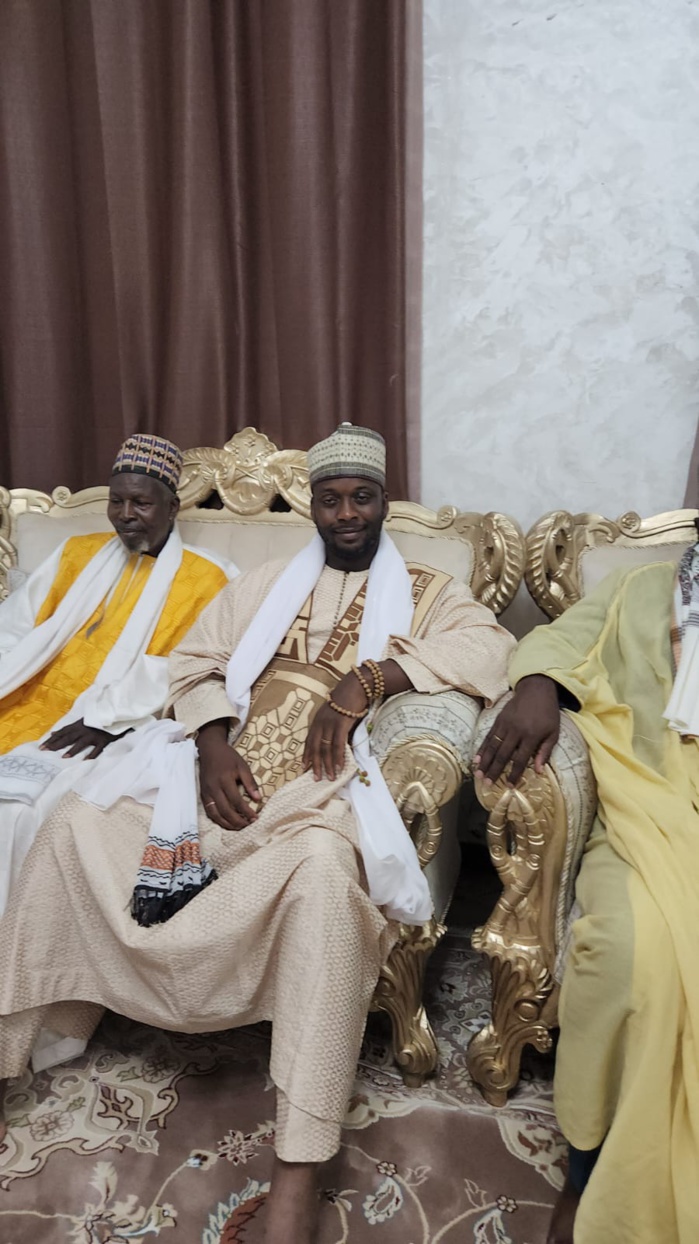 Magal de Touba : Le Khalife de Médina Baye dépêche une délégation dans la ville sainte et apporte sa contribution au Khalife Serigne Mountakha Bassirou Mbacké Magal de Touba : Le Khalife de Médina Baye dépêche une délégation dans la ville sainte et apporte sa contribution au Khalife Serigne Mountakha Bassirou Mbacké