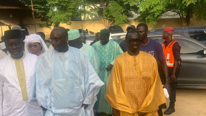 Magal de Touba: Une délégation de Yewwi Askan Wi reçue par le khalife Magal de Touba: Une délégation de Yewwi Askan Wi reçue par le khalife