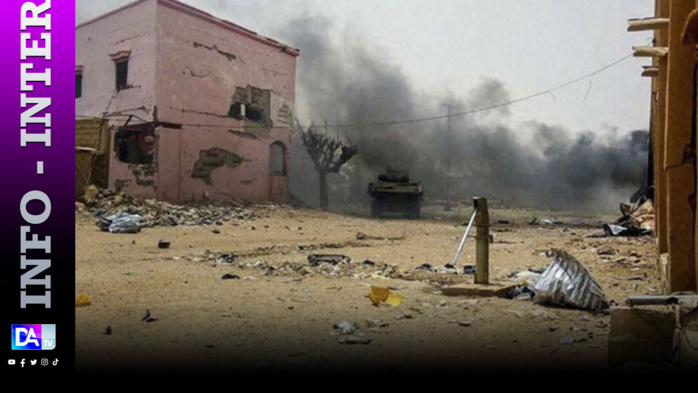 Mali: attaque suicide contre un camp militaire à Gao, pas encore de bilan (armée) Mali: attaque suicide contre un camp militaire à Gao, pas encore de bilan (armée)