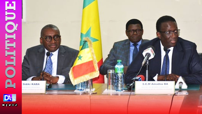 Présidentielle 2024 : Me Sidiki Kaba réitére son soutien au candidat de Bby et invite la population de Tamba à soutenir Amadou Ba Présidentielle 2024 : Me Sidiki Kaba réitére son soutien au candidat de Bby et invite la population de Tamba à soutenir Amadou Ba