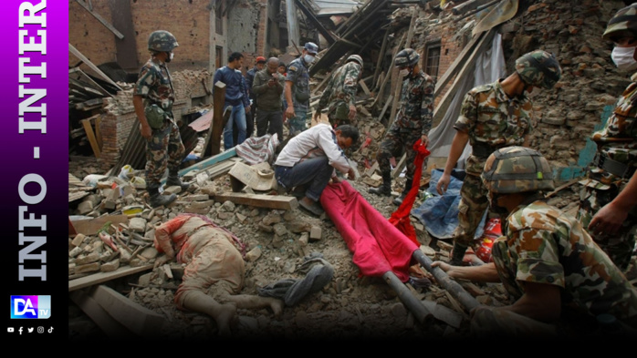 Le bilan du séisme au Maroc monte à 2.122 morts (ministère) Le bilan du séisme au Maroc monte à 2.122 morts (ministère)