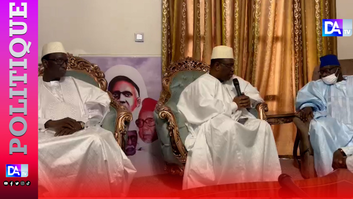 Macky Sall au Khalife des Tidianes : « Je sollicite vos prières pour mon équipe que je vous confie pour continuer à bâtir le Sénégal… » Macky Sall au Khalife des Tidianes : « Je sollicite vos prières pour mon équipe que je vous confie pour continuer à bâtir le Sénégal… »