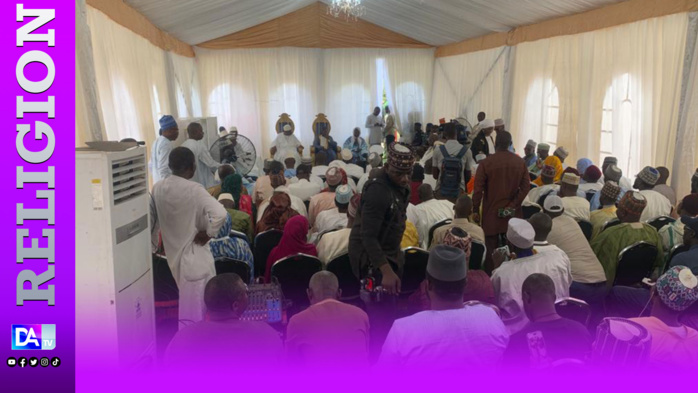 Le khalife de Médina Baye au président Macky Sall. " Vous nous avez fait vos adieux, mais nous sommes tous tristes". Le khalife de Médina Baye au président Macky Sall. " Vous nous avez fait vos adieux, mais nous sommes tous tristes".