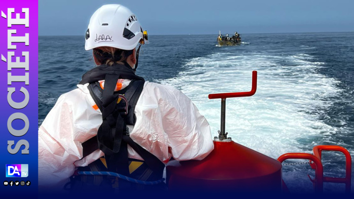 Espagne: Un cayuco( pirogue) avec 138 clandestins dont 2 femmes, arraisonné par les garde-côtes Espagne: Un cayuco( pirogue) avec 138 clandestins dont 2 femmes, arraisonné par les garde-côtes
