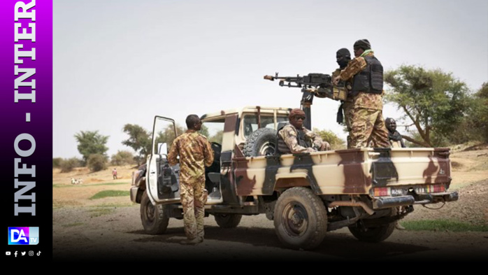 Mali: l’armée fait mouvement en direction de la région stratégique de Kidal Mali: l’armée fait mouvement en direction de la région stratégique de Kidal