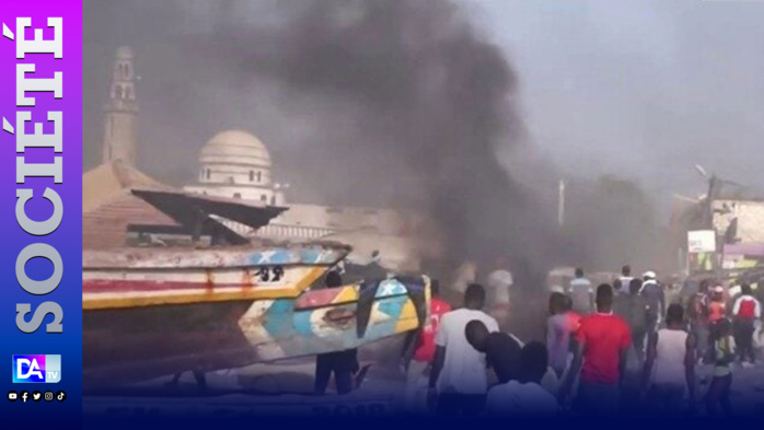 Rufisque/ Échauffourées entre pêcheurs et candidats à l’émigration clandestine: plusieurs blessés , des arrestations et une pirogue brûlée. Rufisque/ Échauffourées entre pêcheurs et candidats à l’émigration clandestine: plusieurs blessés , des arrestations et une pirogue brûlée.