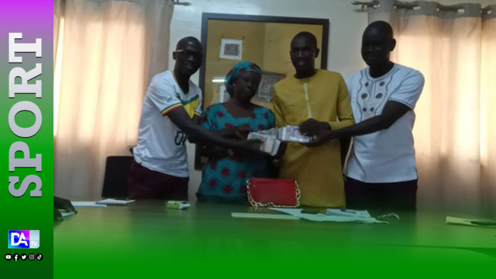 Navetanes 2023 - le Maire Mbaye Dione gâte encore les ASC de la Commune de Ngoundiane avec une subvention de 9.000.0000 FCFA et un stade municipal doté de projecteurs.