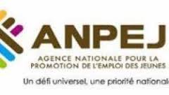 Amélioration des moyens d’existence des jeunes défavorisés : L’ANPEJ et la FAO offrent du matériel agricole à une centaine de jeunes entrepreneurs 