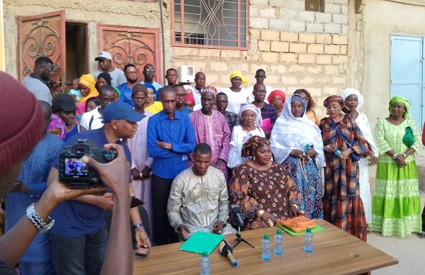 Présidentielle 2024 : Mohamed M. DIAGNE met 3216 parrainages sur la table de Boun Abdalah Dionne ! ´ Présidentielle 2024 : Mohamed M. DIAGNE met 3216 parrainages sur la table de Boun Abdalah Dionne ! ´