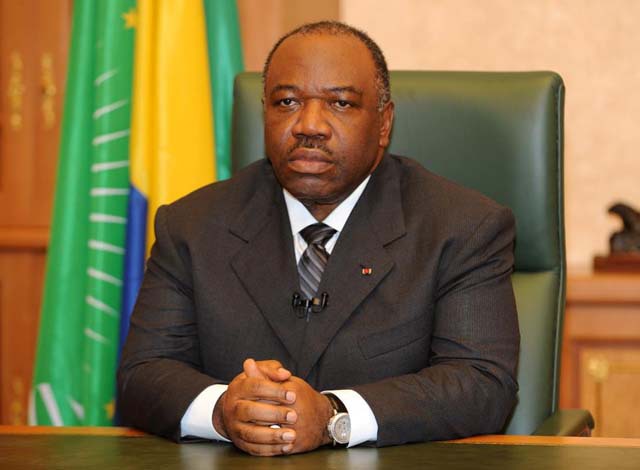 Gabon : le président Bongo salue la mémoire de l'opposant Mba Obame