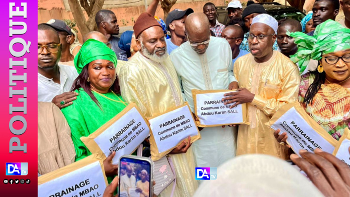 Parrainage/Présidentielle 2024 : Abdou Karim SALL, maire de Mbao, met 24 020 parrains sur la table !