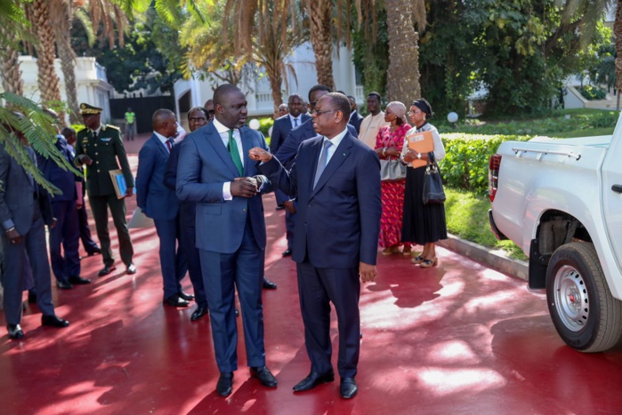 Ministère du Commerce-Contrôle des prix : les services déconcentrés dotés d'une centaine de pick-up Ministère du Commerce-Contrôle des prix : les services déconcentrés dotés d'une centaine de pick-up