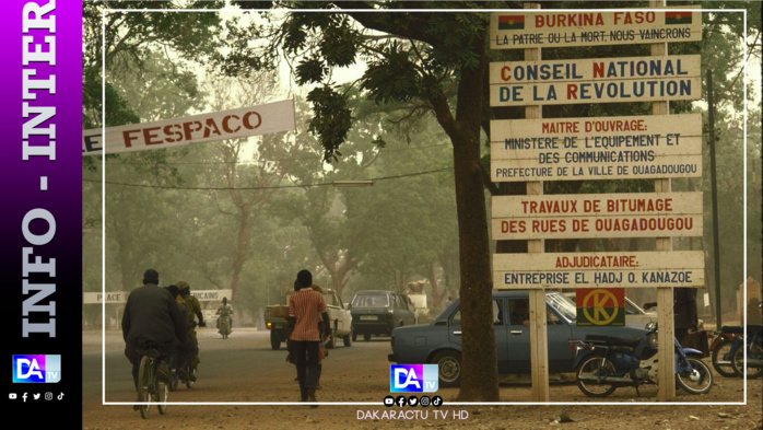 Le Burkina révise sa Constitution, le français relégué au rang de "langue de travail" Le Burkina révise sa Constitution, le français relégué au rang de "langue de travail"