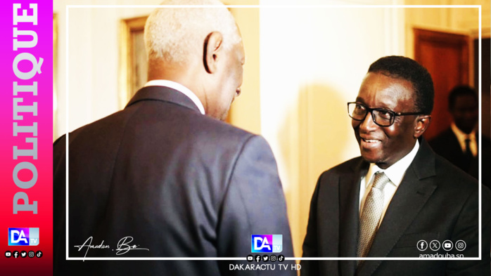 Paris: Le Premier ministre Amadou Bâ a rendu visite à l’ancien Président Abdou Diouf Paris: Le Premier ministre Amadou Bâ a rendu visite à l’ancien Président Abdou Diouf
