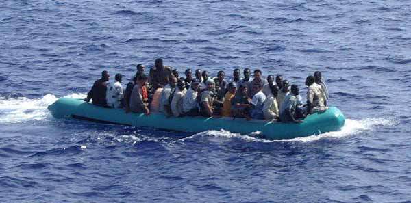 Bien que connus comme de grands migrants, les lougatois ne se hasardent jamais dans les embarcations de fortune