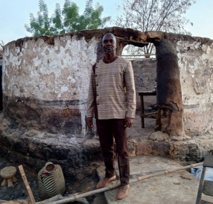 Kédougou/SARAYA :le président du CD, Moussa Danfakha, et son partenaire Barrick Gold au chevet des sinistrés Kédougou/SARAYA :le président du CD, Moussa Danfakha, et son partenaire Barrick Gold au chevet des sinistrés