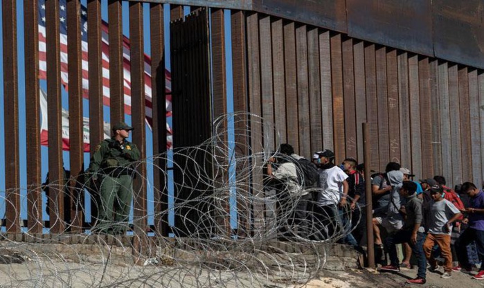 RÉTRO 2023 : L'ODYSSÉE DES JEUNES SÉNÉGALAIS À TRAVERS L'ÉMIGRATION IRRÉGULIÈRE RÉTRO 2023 : L'ODYSSÉE DES JEUNES SÉNÉGALAIS À TRAVERS L'ÉMIGRATION IRRÉGULIÈRE