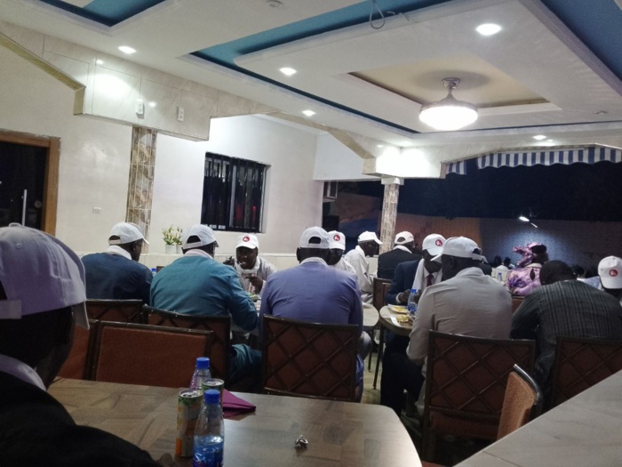 KOLDA : Un dîner-débat organisé par le mouvement Kolda Debout d’Abdourahmane Balde (DG/LONASE/bby) pour l'élection d'Amadou Ba en 2024. KOLDA : Un dîner-débat organisé par le mouvement Kolda Debout d’Abdourahmane Balde (DG/LONASE/bby) pour l'élection d'Amadou Ba en 2024.