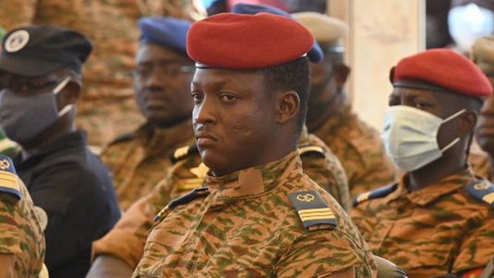 Burkina Faso : La Cédéao dénonce l’arrestation de personnalités politiques et de la société civile Burkina Faso : La Cédéao dénonce l’arrestation de personnalités politiques et de la société civile