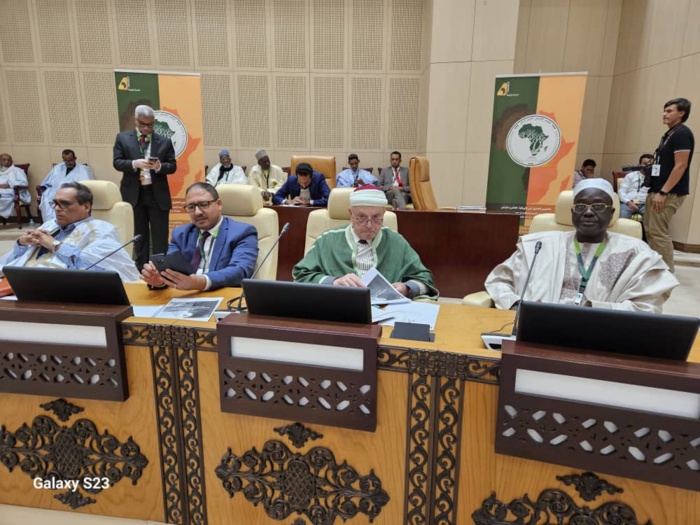 NOUAKCHOTT - Panel sur L’Ecole Traditionnelle, rempart contre le terrorisme / Cheikh Abdoul Ahad Mbacké Gaïndé Fatma prononce le discours inaugural NOUAKCHOTT - Panel sur L’Ecole Traditionnelle, rempart contre le terrorisme / Cheikh Abdoul Ahad Mbacké Gaïndé Fatma prononce le discours inaugural