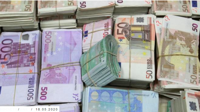 Trafic de faux-billets : Révélations sur une bande qui tombe avec 3 millions d’euros