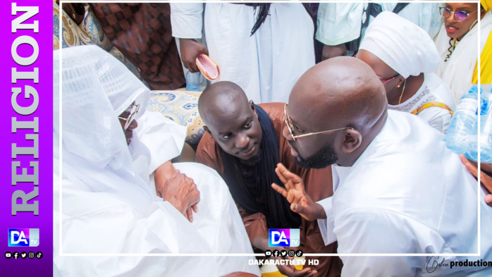 MOSQUÉE DE TOUBA - NDORONG/ Moustapha Sow reçu par Serigne Mountakha à Touba participe à hauteur de 50 millions de francs MOSQUÉE DE TOUBA - NDORONG/ Moustapha Sow reçu par Serigne Mountakha à Touba participe à hauteur de 50 millions de francs
