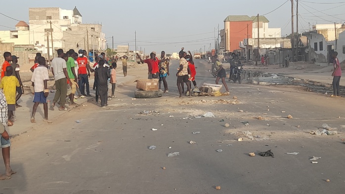 Kaolack: Une vingtaine de manifestants arrêtés par les FDS Kaolack: Une vingtaine de manifestants arrêtés par les FDS