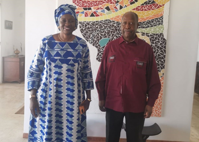 Situation politique au Sénégal : L’ancien PM Aminata Touré a reçu le représentant spécial du SG des NU pour l’Afrique de l’Ouest Situation politique au Sénégal : L’ancien PM Aminata Touré a reçu le représentant spécial du SG des NU pour l’Afrique de l’Ouest