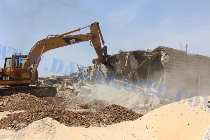 Destruction de constructions à l'aéroport LSS : Des arrestations en vue...