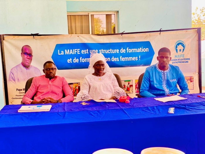 BAMBEY - Formation de 40 femmes handicapés en saponification et javellisation organisée par la Maison de la Femme Entrepreneure BAMBEY - Formation de 40 femmes handicapés en saponification et javellisation organisée par la Maison de la Femme Entrepreneure