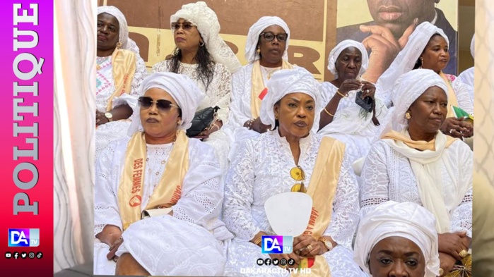 Agression de la patronne de 7 Tv: Le mouvement national des femmes de l’APR solidaire à Maïmouna Ndour Faye Agression de la patronne de 7 Tv: Le mouvement national des femmes de l’APR solidaire à Maïmouna Ndour Faye