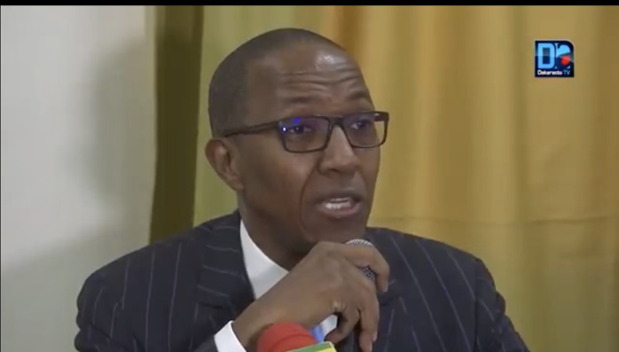 Abdoul Mbaye s'abstient de donner une consigne de vote : "Au second tour, s’il y en a un, je voterai contre …" Abdoul Mbaye s'abstient de donner une consigne de vote : "Au second tour, s’il y en a un, je voterai contre …"