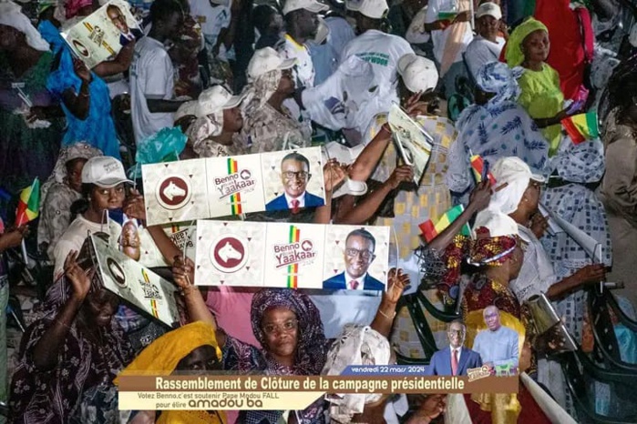 DIOURBEL- Meeting de clôture de Dëgg- Moo - Woor: Pape Modou Fall estime que la forte mobilisation augure d'une victoire au 1er tour DIOURBEL- Meeting de clôture de Dëgg- Moo - Woor: Pape Modou Fall estime que la forte mobilisation augure d'une victoire au 1er tour