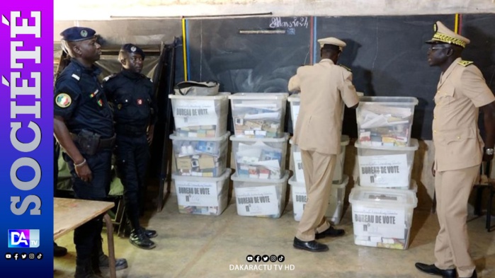 Ziguinchor : Le gouverneur fait le point sur le retrait des cartes, le matériel électoral et appelle à voter dans la paix Ziguinchor : Le gouverneur fait le point sur le retrait des cartes, le matériel électoral et appelle à voter dans la paix