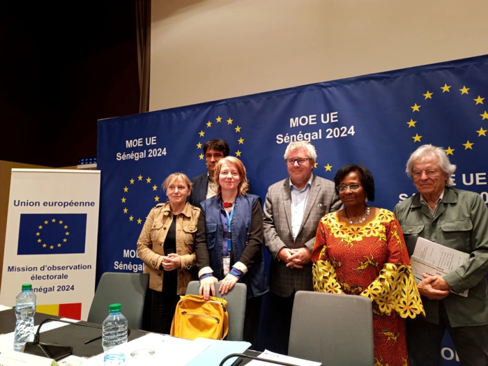 Élections présidentielles au Sénégal, Vitrine de la Démocratie Par Dr. Pierrette Herzberger-Fofana Élections présidentielles au Sénégal, Vitrine de la Démocratie Par Dr. Pierrette Herzberger-Fofana