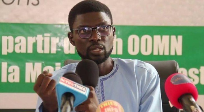 Thiès-Ouest / 35 conseillers et le maire se regardent en chiens de faïence : Deux plaintes déposées pour diffamation et détournement de derniers publics Thiès-Ouest / 35 conseillers et le maire se regardent en chiens de faïence : Deux plaintes déposées pour diffamation et détournement de derniers publics