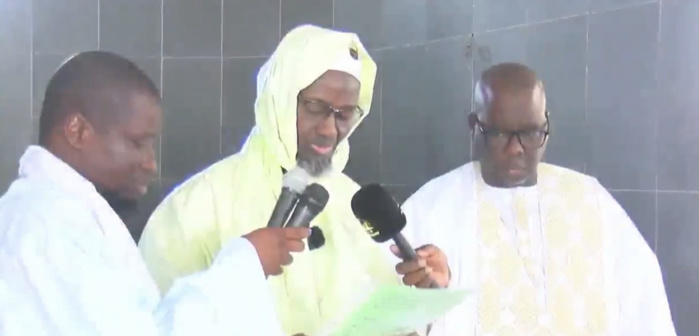 Aid El Fitr à Touba / Serigne Mountakha Mbacké absent de l’esplanade de la grande mosquée… Les raisons non dévoilées…. son discours transmis par l’imam Aid El Fitr à Touba / Serigne Mountakha Mbacké absent de l’esplanade de la grande mosquée… Les raisons non dévoilées…. son discours transmis par l’imam
