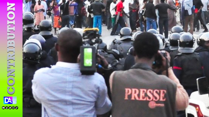 LA PRESSE SÉNÉGALAISE, UN SECTEUR À ASSAINIR Par Ngor Dieng LA PRESSE SÉNÉGALAISE, UN SECTEUR À ASSAINIR Par Ngor Dieng