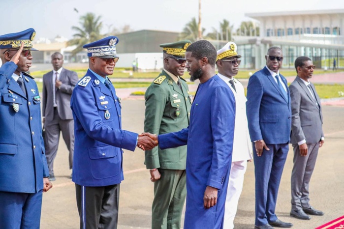 Coopération Sénégalo-Guineenne: Le chef de l’Etat Bassirou Diomaye Faye a quitté Dakar à destination de Bissau