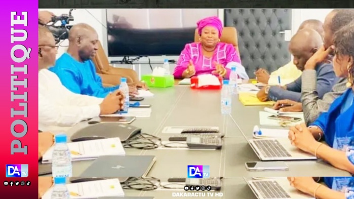 Ministère de la Famille et des Solidarités: Maimouna Dièye a pris contact avec les équipes de son département Ministère de la Famille et des Solidarités: Maimouna Dièye a pris contact avec les équipes de son département