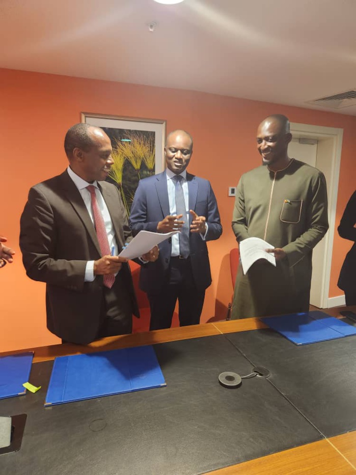 Africa CEO Forum 2024 : La délégation de APIX-SA signe un protocole d'accord avec le Rwanda Development Board Africa CEO Forum 2024 : La délégation de APIX-SA signe un protocole d'accord avec le Rwanda Development Board