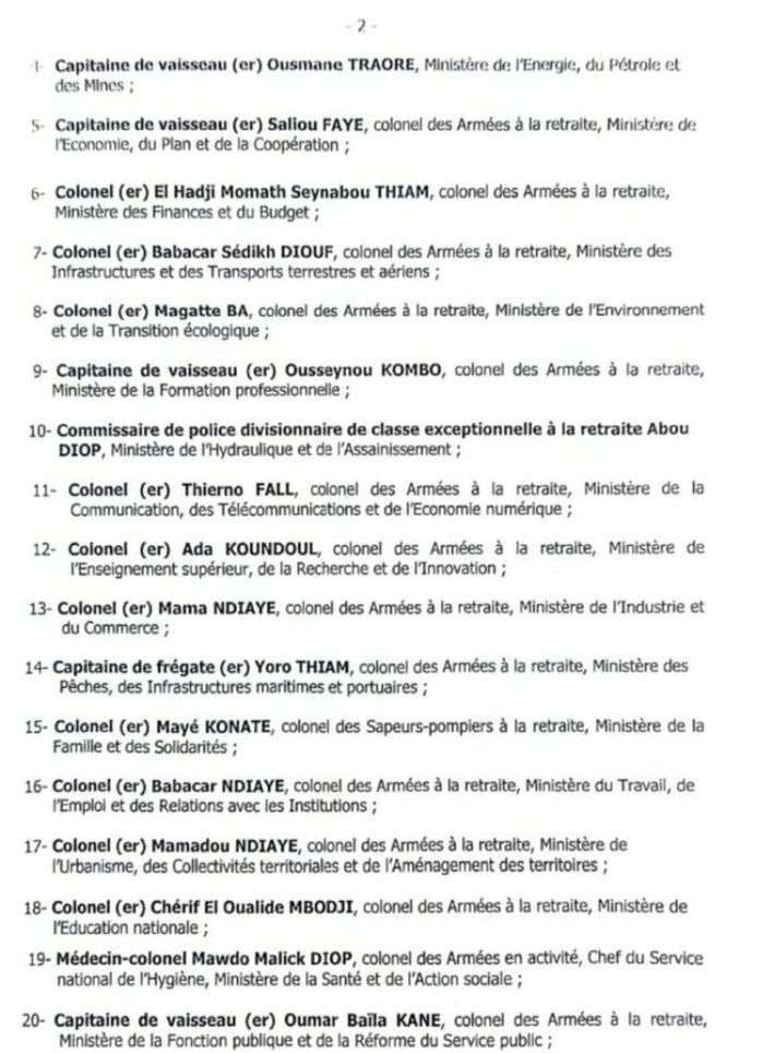 Défense : Le président Diomaye abroge le décret n°2023-2300 du 30 novembre 2023 et signe celui du n° 2024-1029 Défense : Le président Diomaye abroge le décret n°2023-2300 du 30 novembre 2023 et signe celui du n° 2024-1029