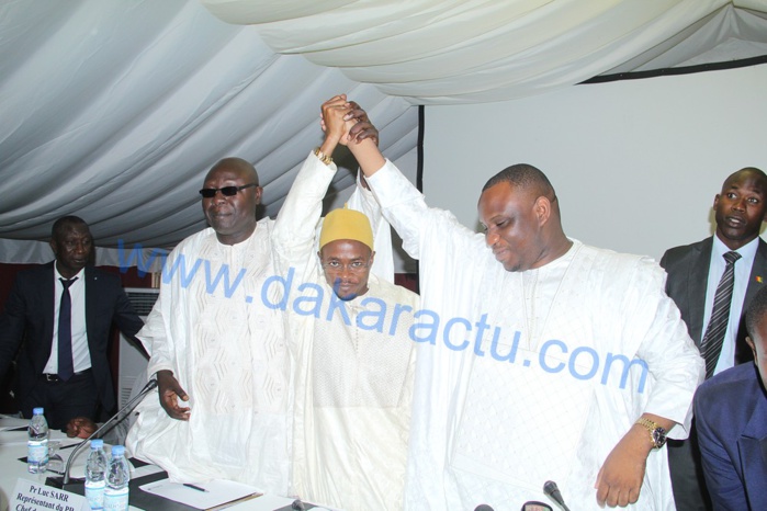 Soutien à Macky Sall : Serigne Saliou Thioune Midati lance le mouvement Deggël Émergence ak Macky (Dem). ( Images ) Soutien à Macky Sall : Serigne Saliou Thioune Midati lance le mouvement Deggël Émergence ak Macky (Dem). ( Images )