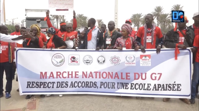 Meurtre de l'enseignant Kaly : Le G7 en débrayage ce vendredi suivi d'un sit-in devant l'IA de Thiès...Une plainte contre X sera déposée Meurtre de l'enseignant Kaly : Le G7 en débrayage ce vendredi suivi d'un sit-in devant l'IA de Thiès...Une plainte contre X sera déposée